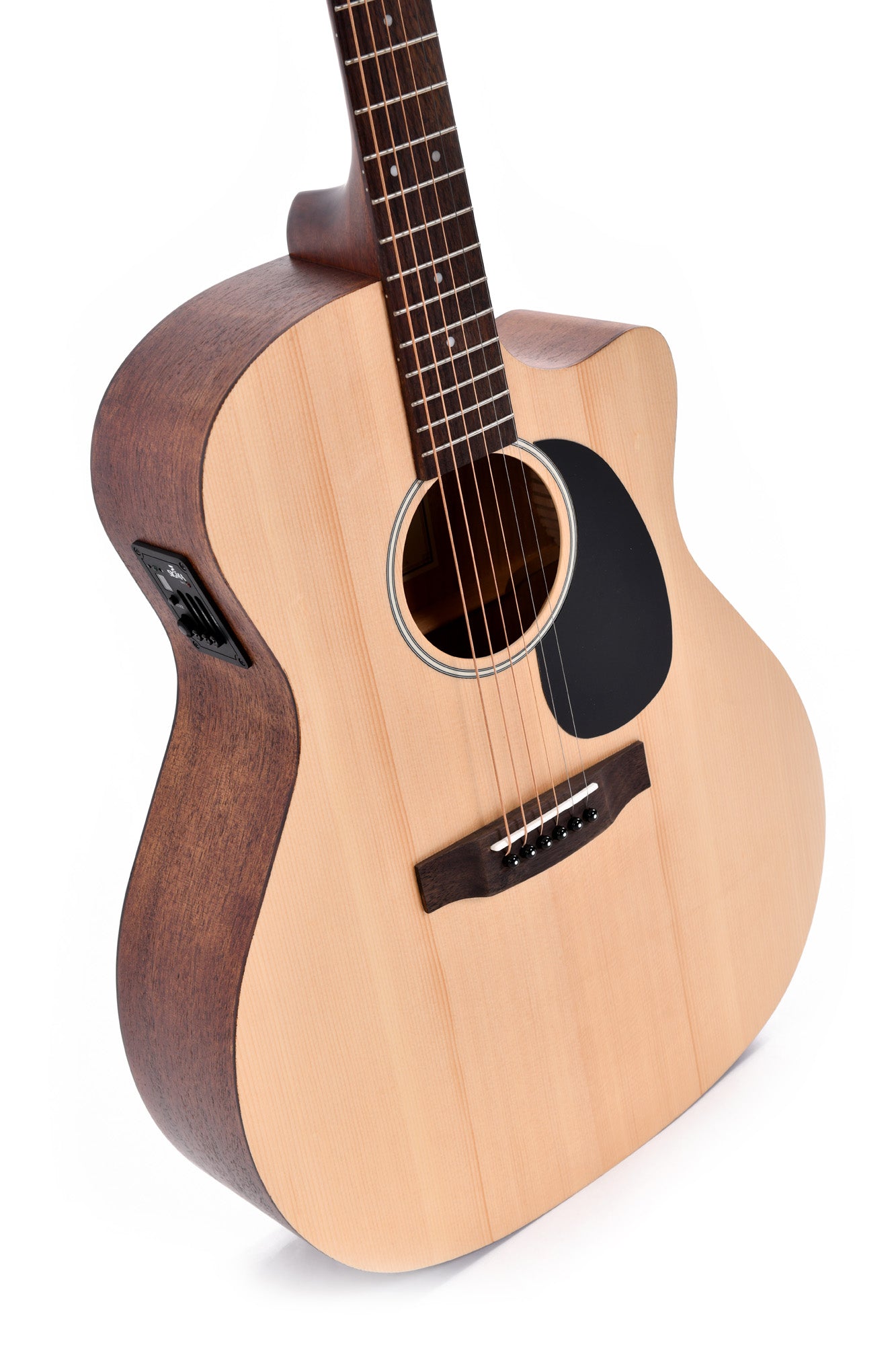 Modèle GC-10E, Grand OM pan coupé, table épicéa Sitka, fond & éclisses acajou, manche acajou, EQ Sigma, naturel satiné