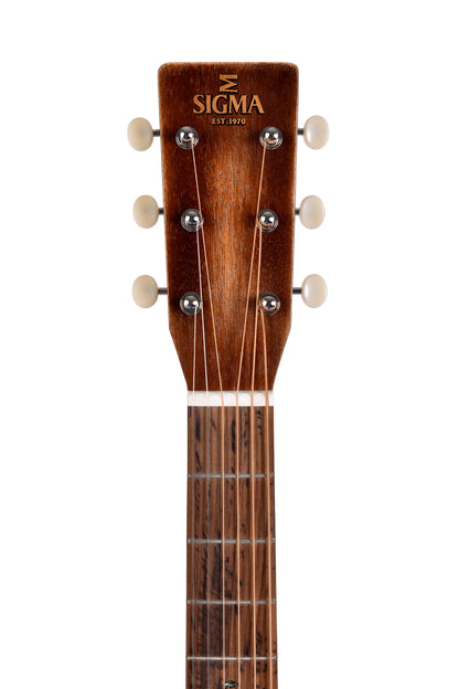 Modèle 000M-15EL-AGED, Forme 000, table acajou massif, f/e acajou, EQ Fishman, naturel"vieilli", gaucher