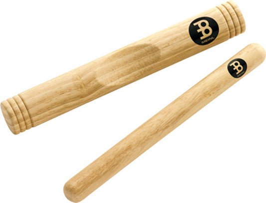 Paire de claves africaines en bois dur, naturel