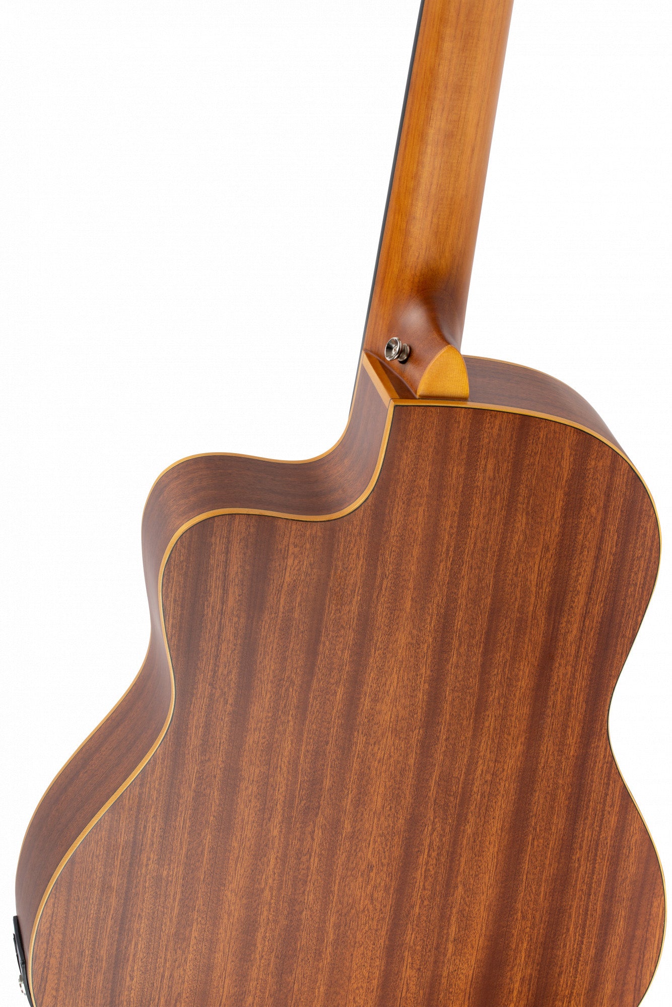 ORTEGA FAMILY SERIES 4/4 CLASSICAL SLIM