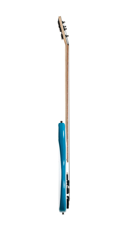 C5 Deluxe, corps peuplier, micros Bartolini MK-1 et préampli Markbass MB-1, candy blue