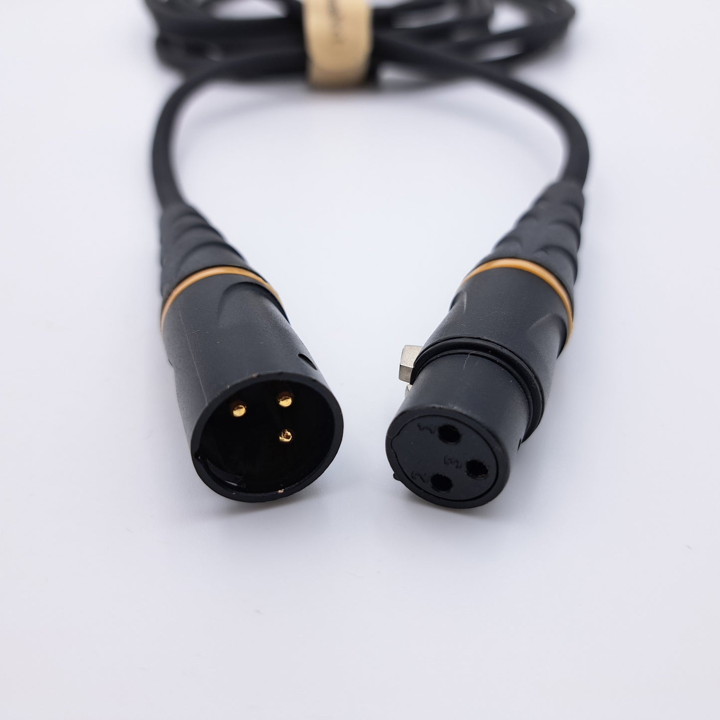 Câble micro XLR mâle/XLR femelle, 6 mètres, noir