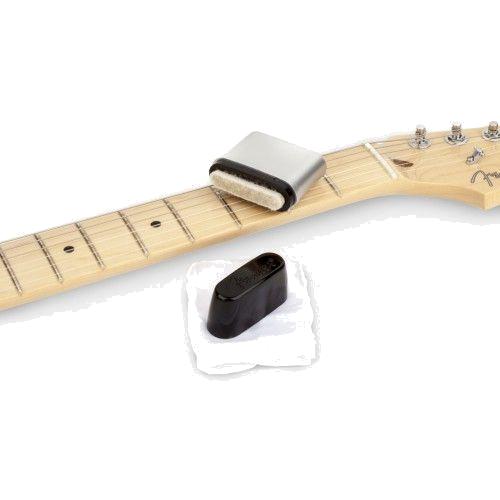 Fender Speed Slick Gitarrensaiten-Reiniger, Schwarz/Silber